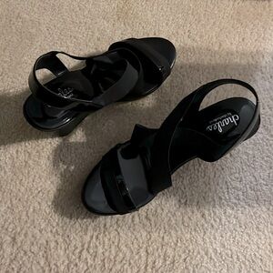 Charles David, wedge